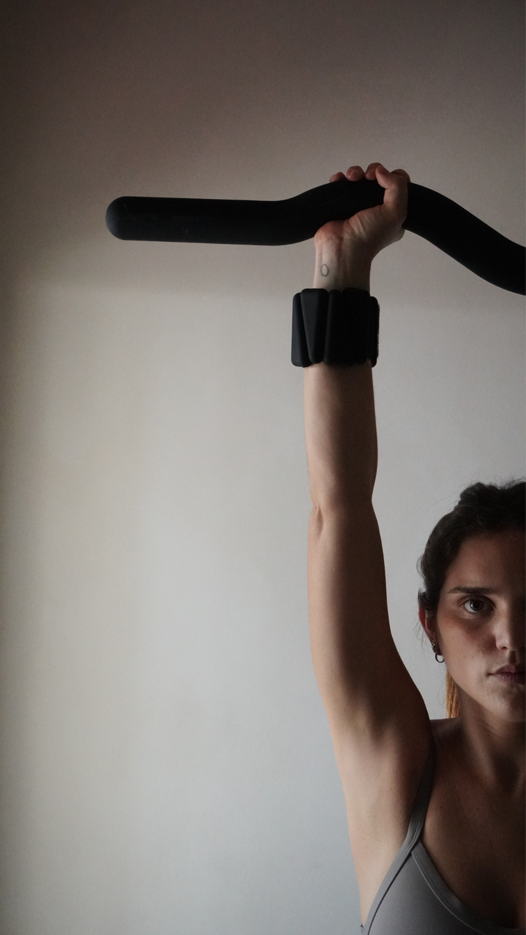 Long Dumbbell Beam